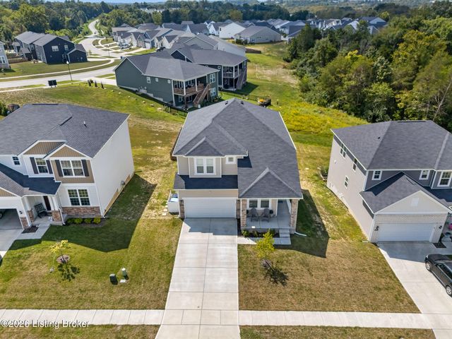 4113 Bent Creek Dr, La Grange, KY 40031
