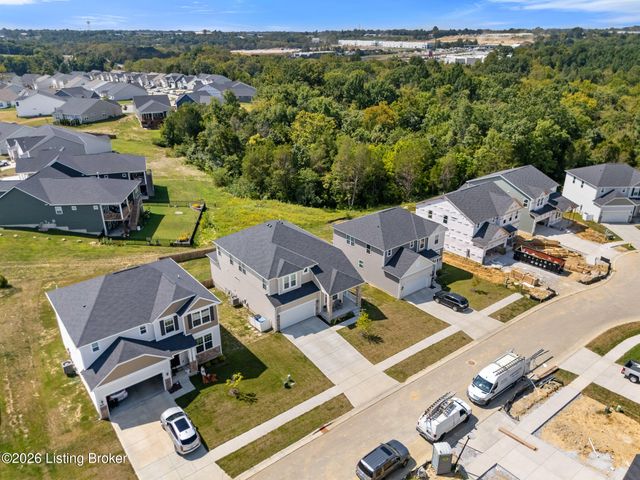 4113 Bent Creek Dr, La Grange, KY 40031