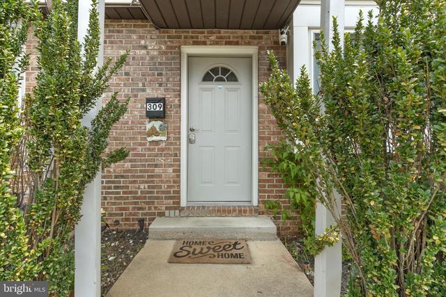 309 8TH AVE, Wilmington, DE 19805