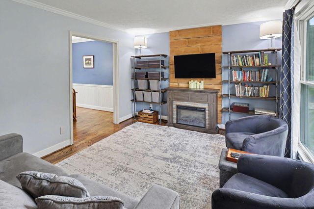 445 High Meadows Village Drive, Powell, OH 43065