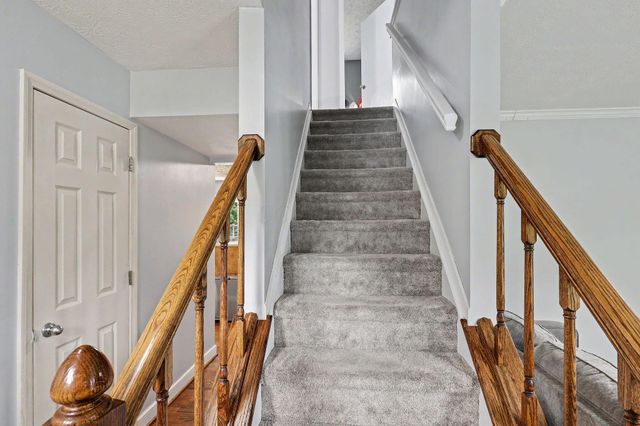 445 High Meadows Village Drive, Powell, OH 43065