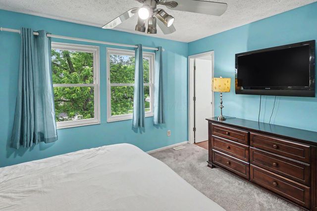 445 High Meadows Village Drive, Powell, OH 43065