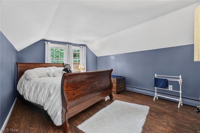 15000 S Crestwood Drive, Middlefield, OH 44062
