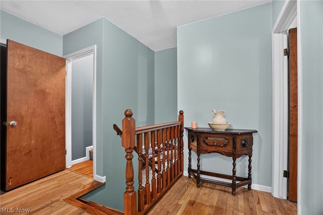 15000 S Crestwood Drive, Middlefield, OH 44062