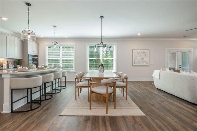 5570 Overview Drive, Flowery Branch, GA 30542