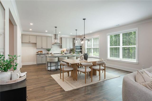 5570 Overview Drive, Flowery Branch, GA 30542