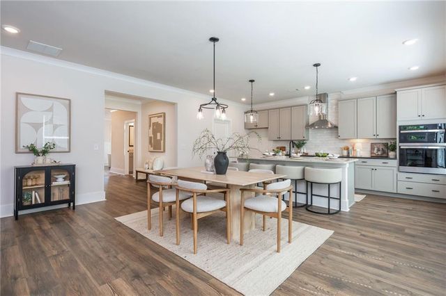 5570 Overview Drive, Flowery Branch, GA 30542