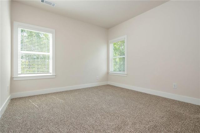 5570 Overview Drive, Flowery Branch, GA 30542