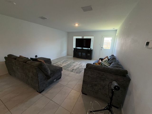 202 Wheatgrass Lane, Princeton, TX 75407