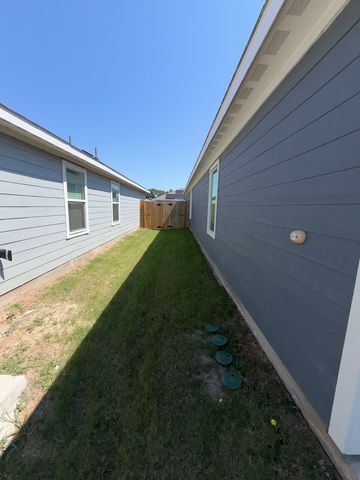 202 Wheatgrass Lane, Princeton, TX 75407
