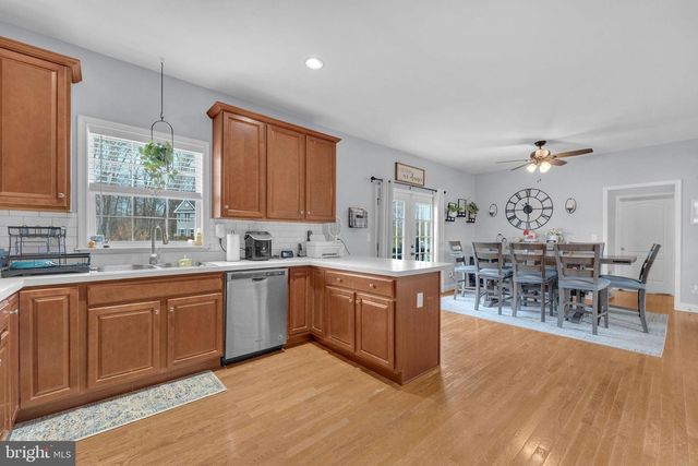 401 JOSEPHINE LN, Mullica Hill, NJ 08062