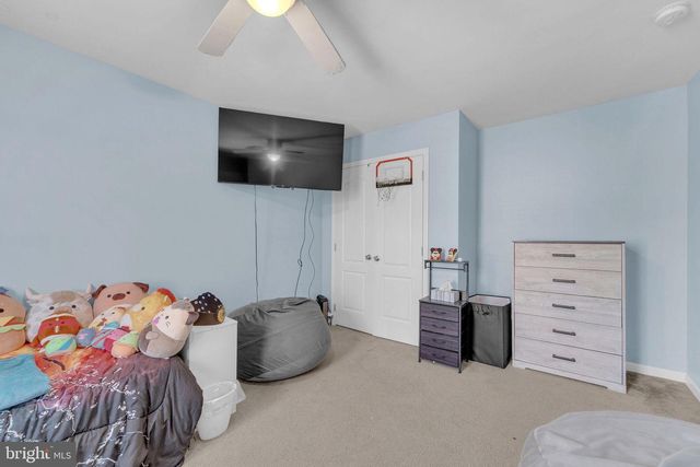 401 JOSEPHINE LN, Mullica Hill, NJ 08062