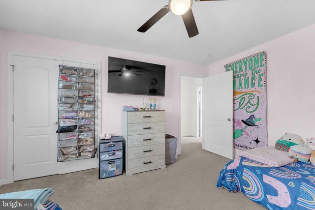 401 JOSEPHINE LN, Mullica Hill, NJ 08062