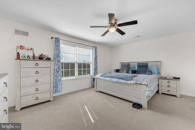 401 JOSEPHINE LN, Mullica Hill, NJ 08062