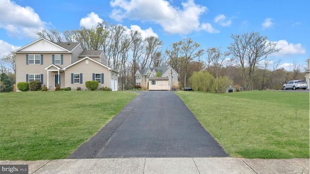 401 JOSEPHINE LN, Mullica Hill, NJ 08062