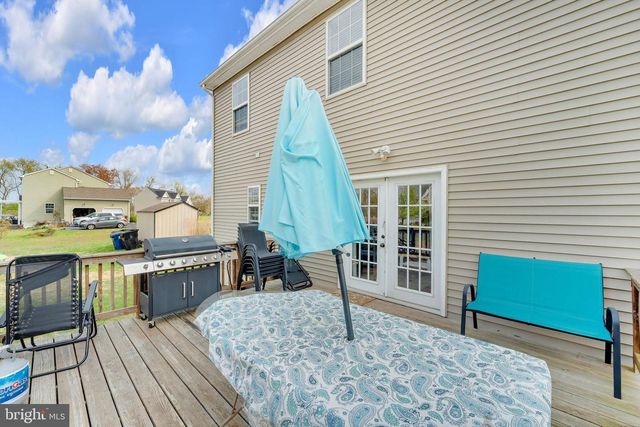 401 JOSEPHINE LN, Mullica Hill, NJ 08062