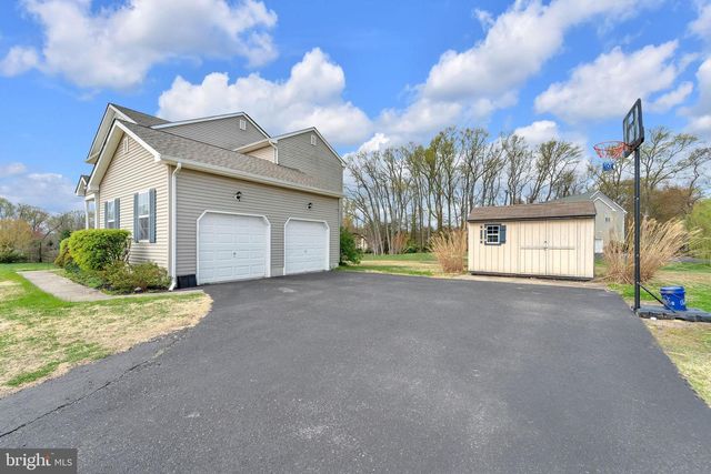 401 JOSEPHINE LN, Mullica Hill, NJ 08062