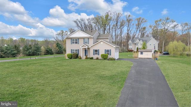 401 JOSEPHINE LN, Mullica Hill, NJ 08062