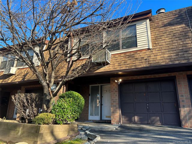 411 121st Street 12, College Point, NY 11356