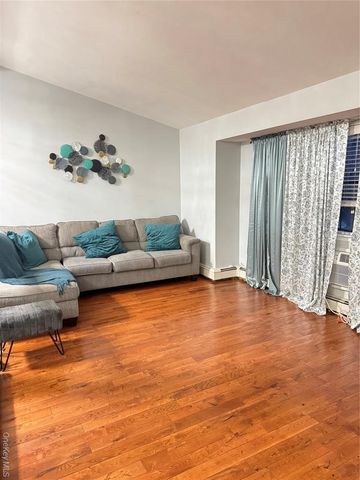 411 121st Street 12, College Point, NY 11356