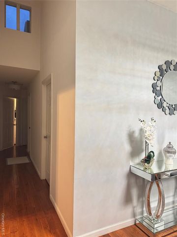 411 121st Street 12, College Point, NY 11356