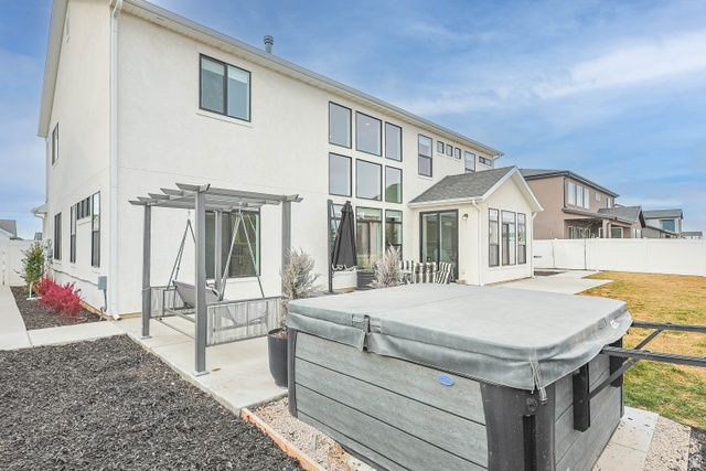 3301 S 2410 W, Syracuse, UT 84075