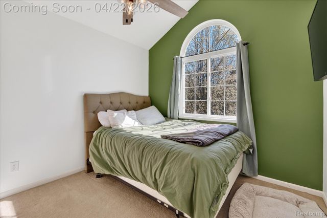 410 Bent Oak Street, Fenton, MI 48430