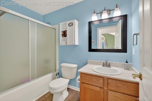 410 Bent Oak Street, Fenton, MI 48430