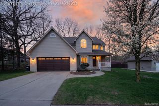 410 Bent Oak Street, Fenton, MI 48430