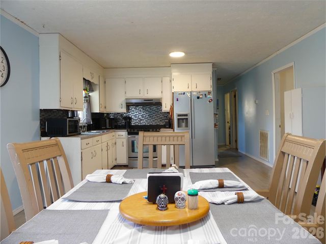 4636 Oak Hill School Road, Lenoir, NC 28645