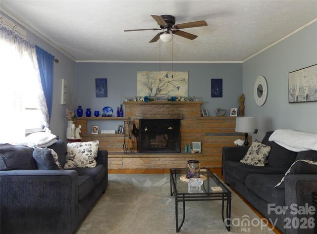 4636 Oak Hill School Road, Lenoir, NC 28645