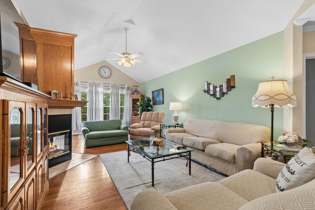 16840 S Sunset Ridge Court, Lockport, IL 60441