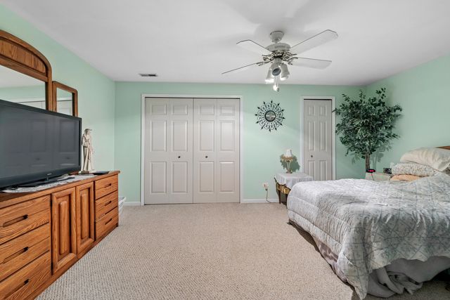 16840 S Sunset Ridge Court, Lockport, IL 60441