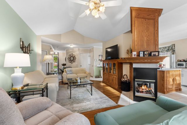 16840 S Sunset Ridge Court, Lockport, IL 60441