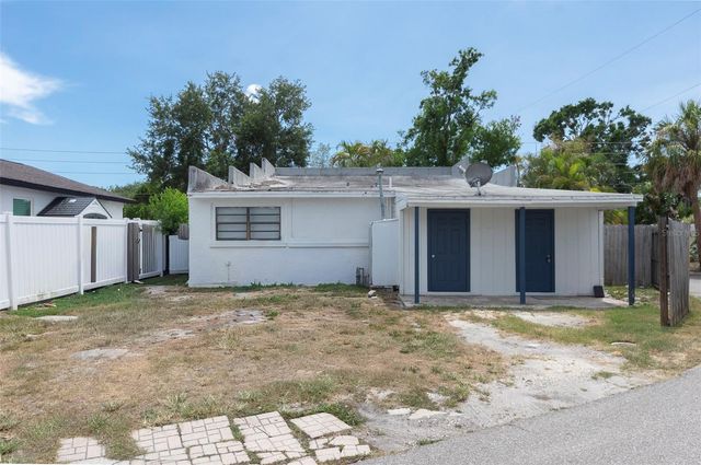3651 HAINES ROAD N, St Petersburg, FL 33704