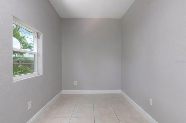 3651 HAINES ROAD N, St Petersburg, FL 33704