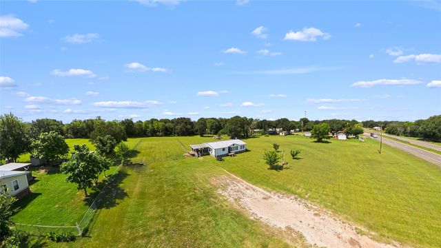 1501 2nd Street, Kerens, TX 75144