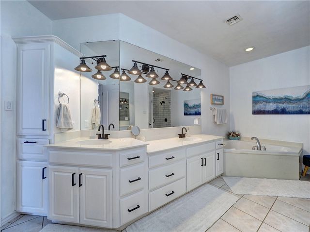 15002 DASMARINAS Dr, Corpus Christi, TX 78418