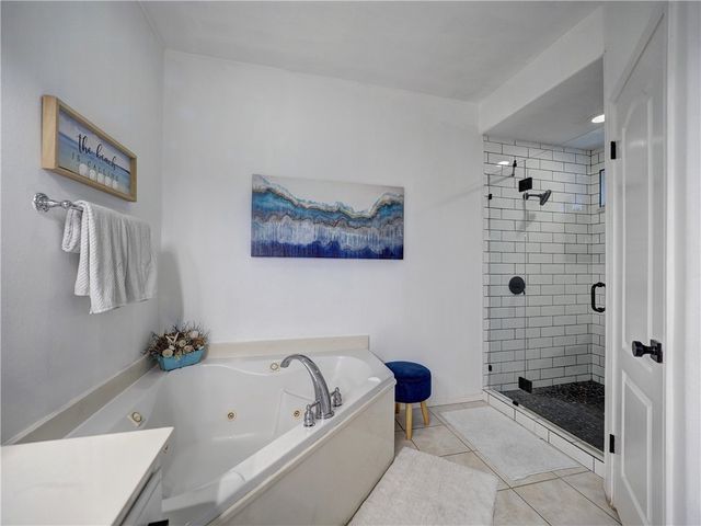 15002 DASMARINAS Dr, Corpus Christi, TX 78418