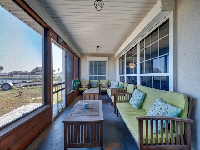 15002 DASMARINAS Dr, Corpus Christi, TX 78418