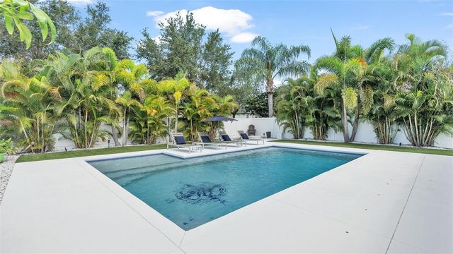 112 RUDY STREET, Auburndale, FL 33823