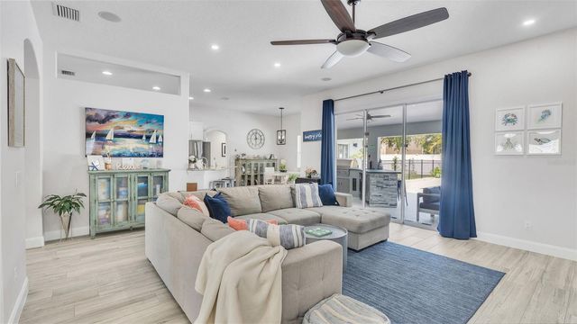 112 RUDY STREET, Auburndale, FL 33823