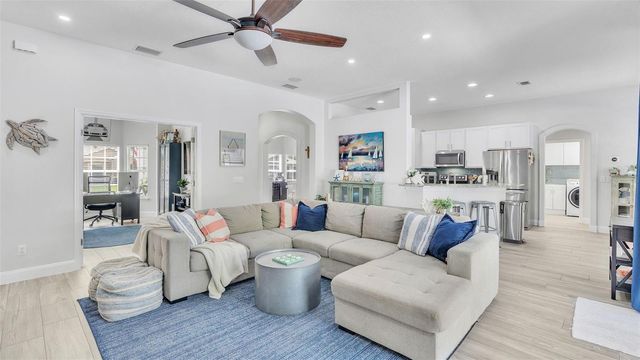 112 RUDY STREET, Auburndale, FL 33823