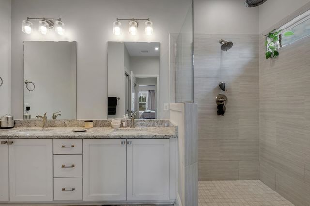 4425 SUMMERFIELD Drive, Tallahassee, FL 32303