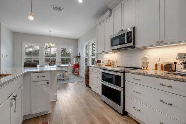 4425 SUMMERFIELD Drive, Tallahassee, FL 32303