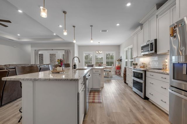 4425 SUMMERFIELD Drive, Tallahassee, FL 32303