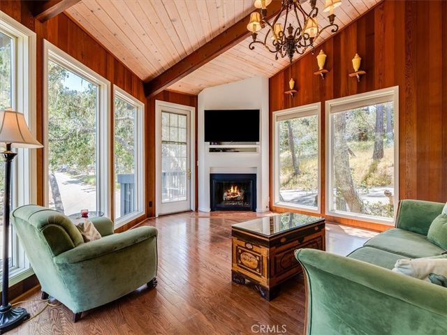 1987 Dorking Avenue, Cambria, CA 93428