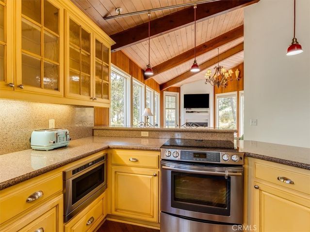 1987 Dorking Avenue, Cambria, CA 93428