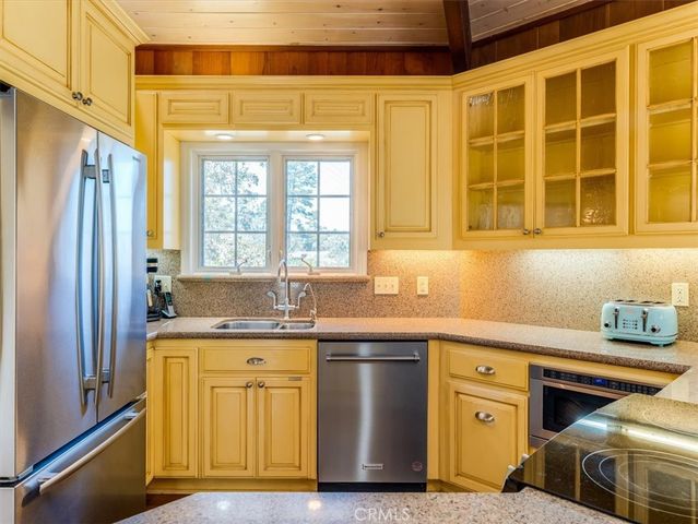 1987 Dorking Avenue, Cambria, CA 93428
