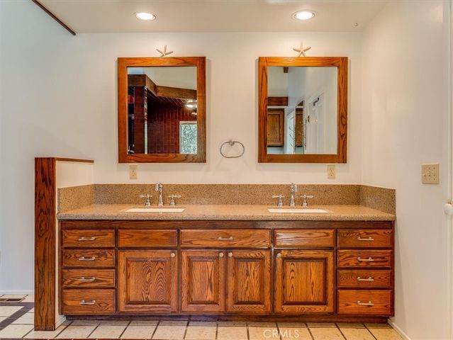 1987 Dorking Avenue, Cambria, CA 93428